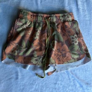 hawaiian print sweat shorts